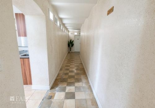 Flur vor der Kegelbahn