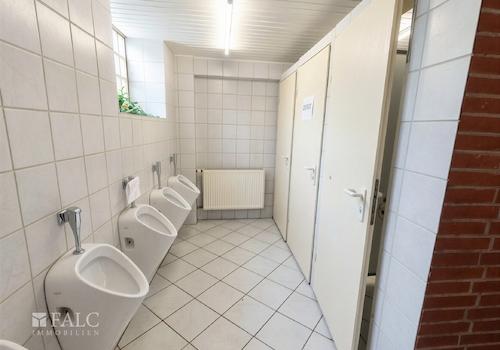 Toilettenanlage Goldener Saal u. Kegelbahn