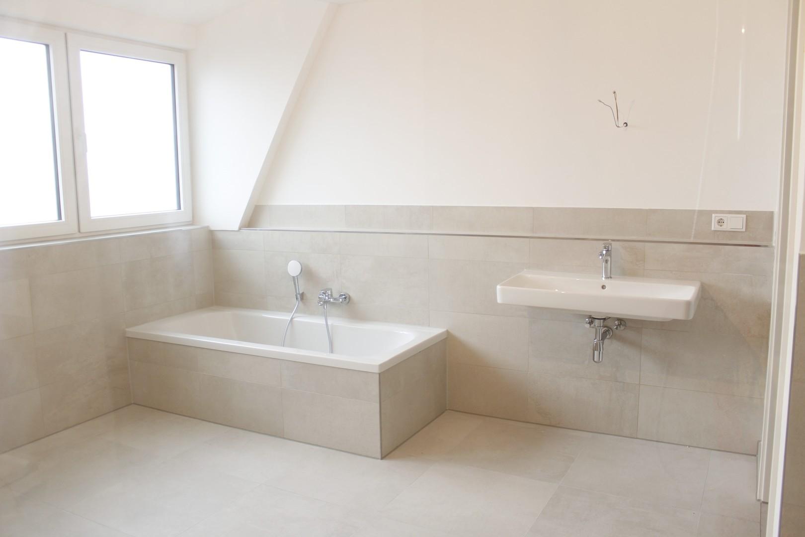 Badezimmer leer