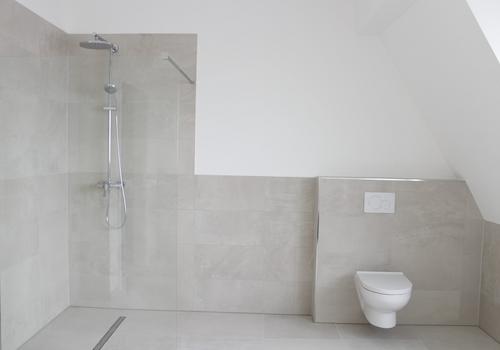 Badezimmer leer
