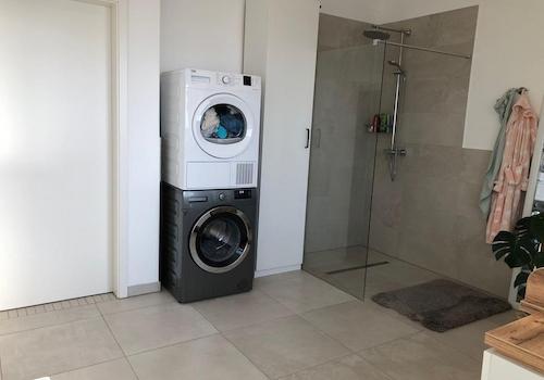 Badezimmer eingerichtet