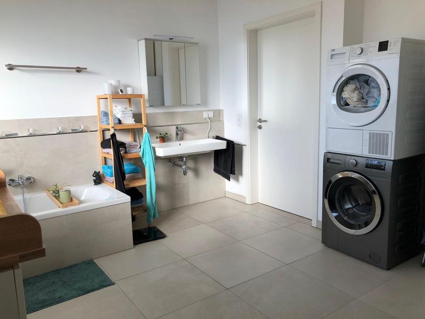 Badezimmer eingerichtet