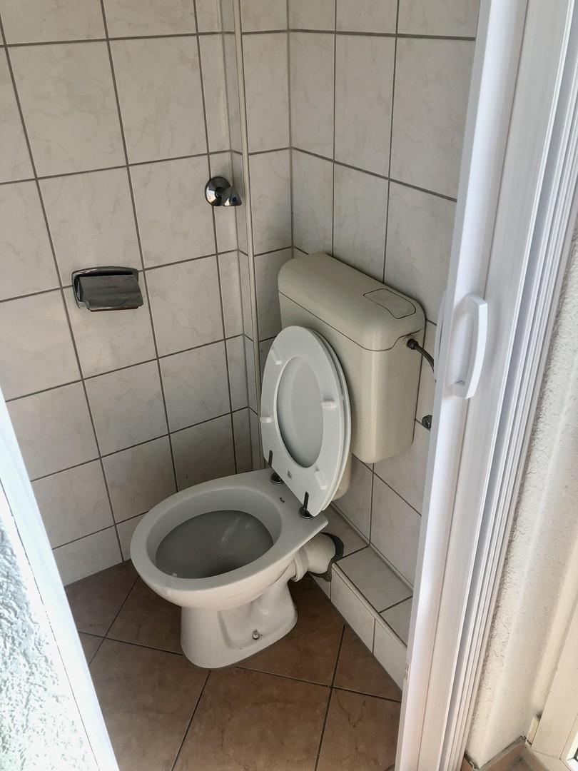 Gäste WC 1.OG