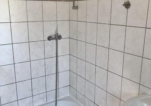 Badezimmer EG