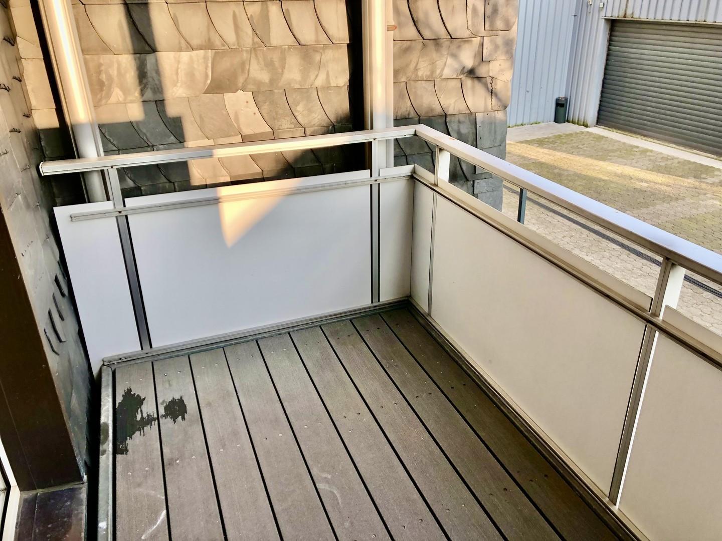 Balkon EG
