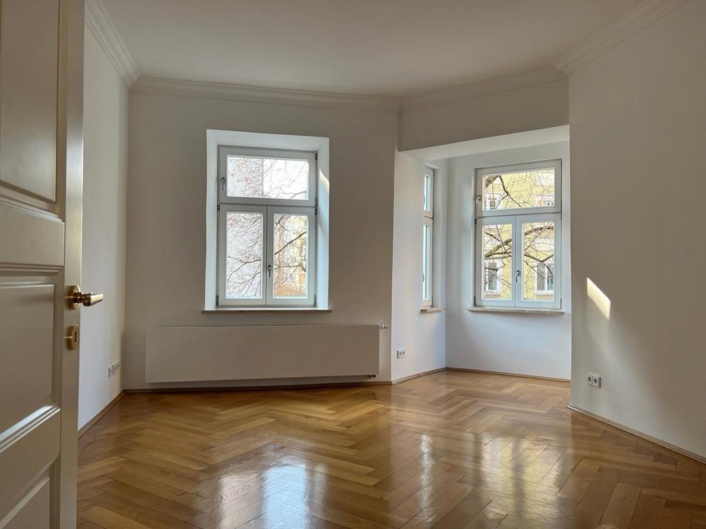 Wohnzimmer mit Erker