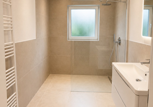 Dusche EG