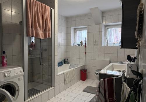Bad 2. OG rechts