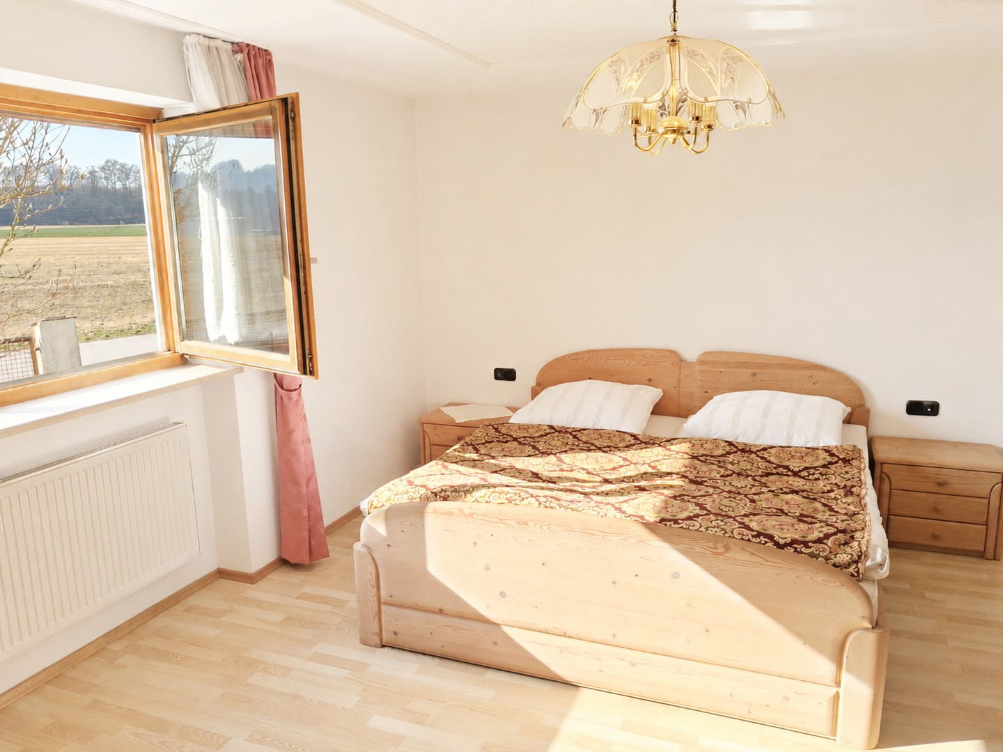 Schlafzimmer EG