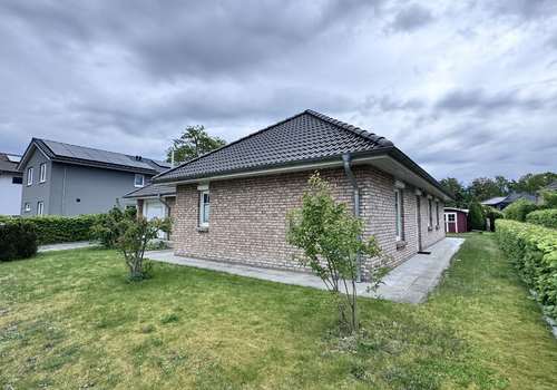 Front- und Seitenansicht