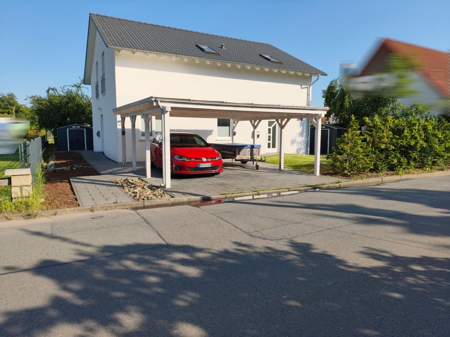 Straßenansicht