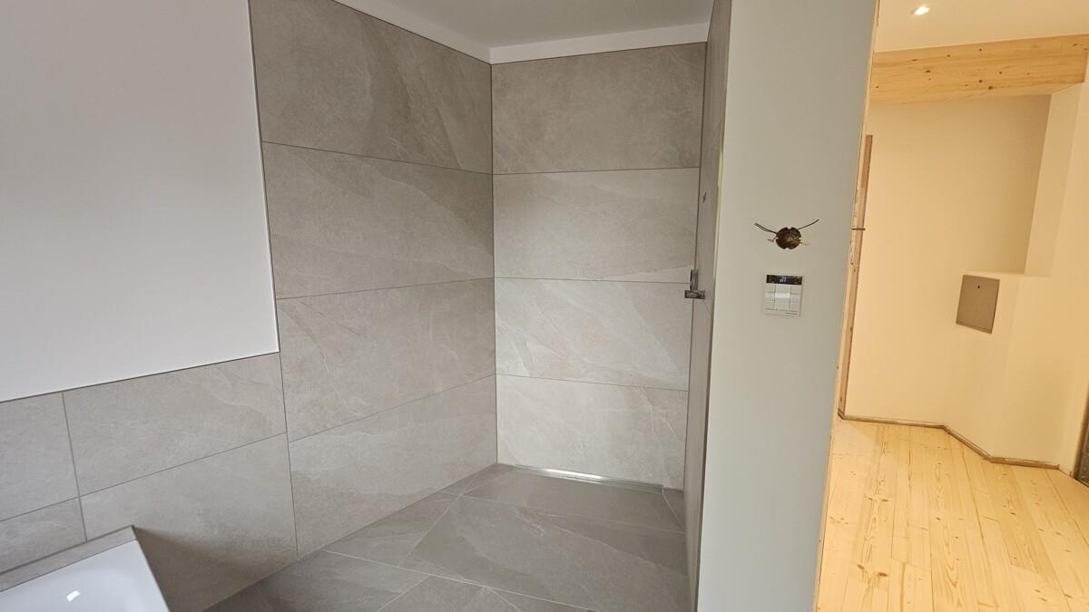 mit Rainshowerdusche