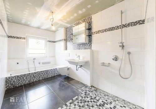 Badezimmer 