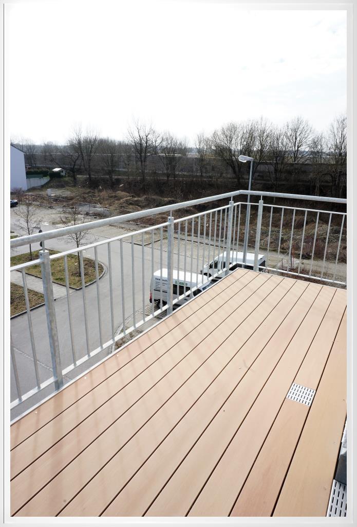 großer Balkon