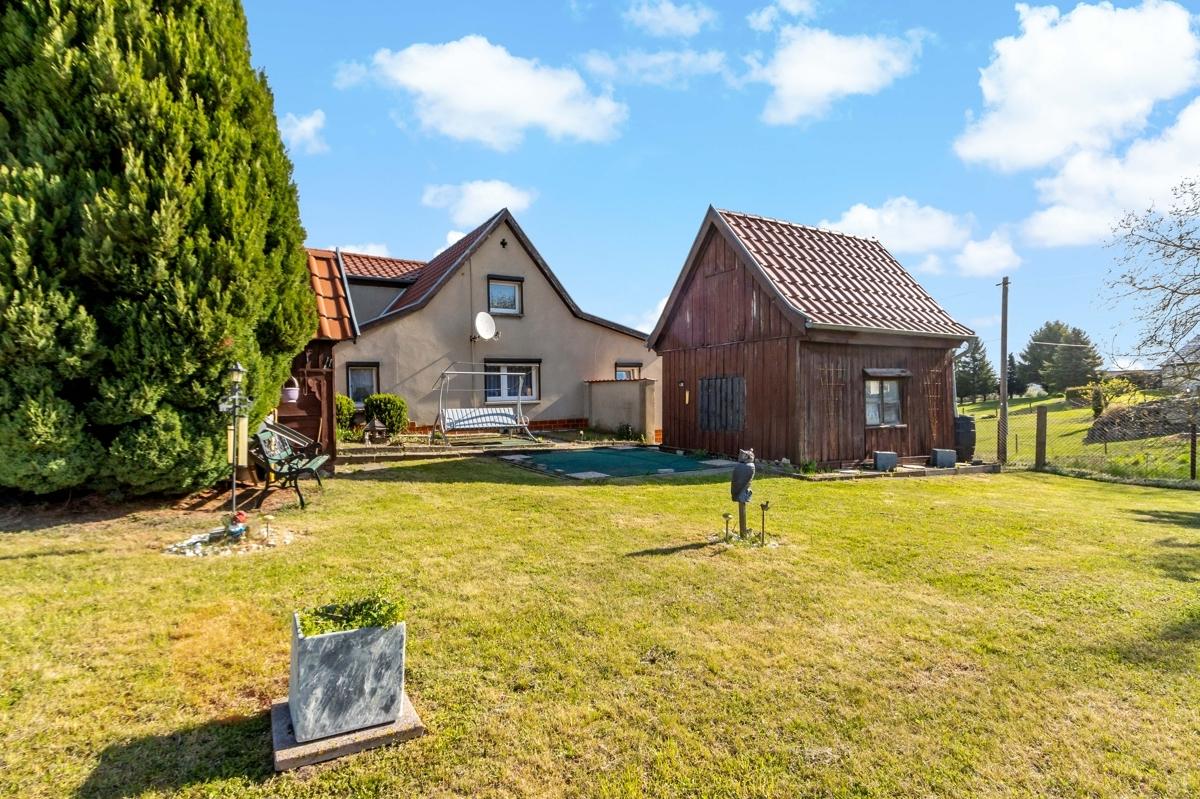 Hausansicht Garten