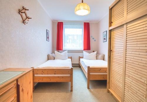 Schlafzimmer Whg. 7, 1. Stock