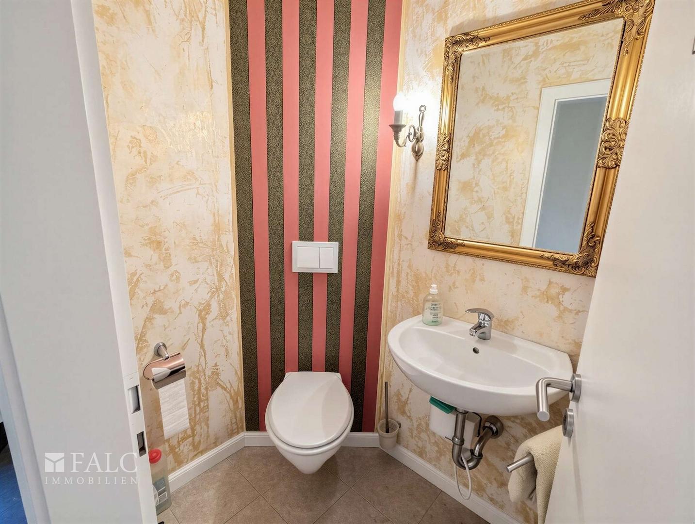 OG WC