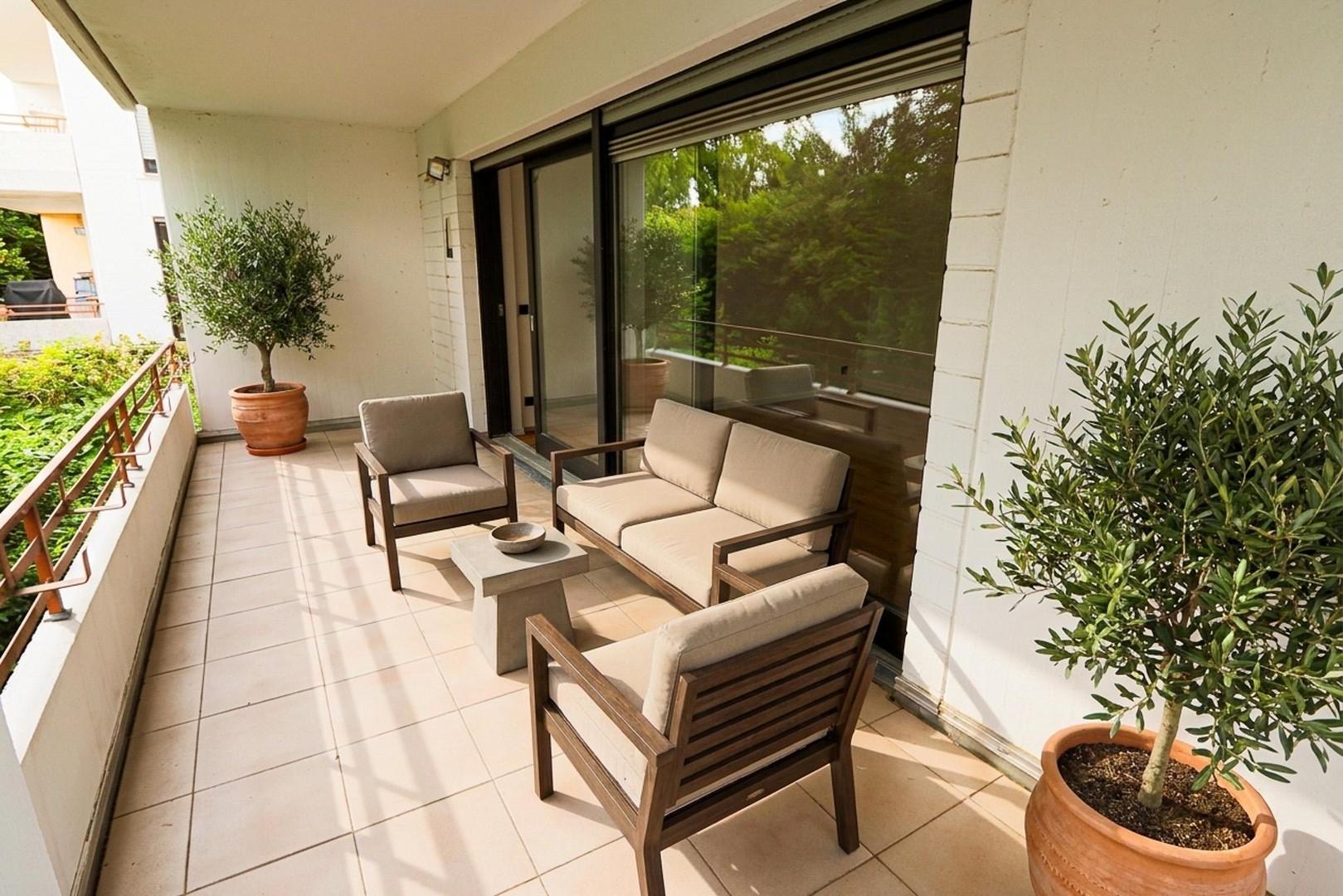 Balkon möbliert