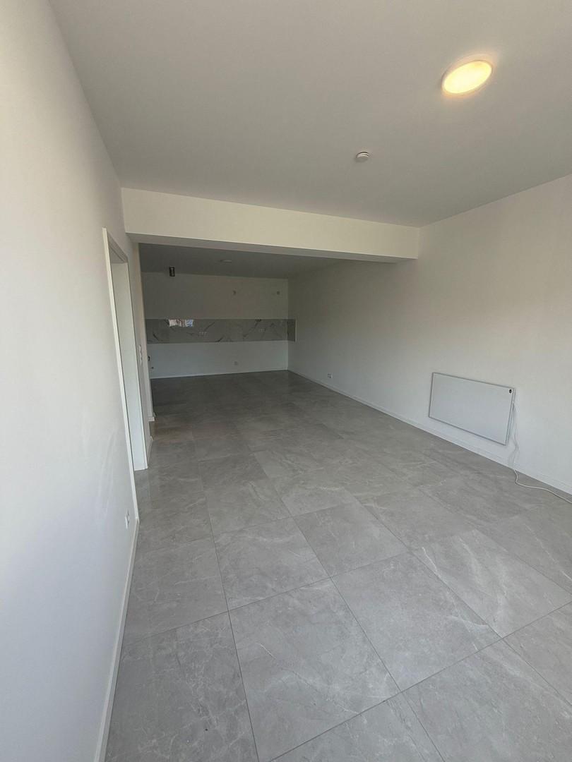 erstes Zimmer