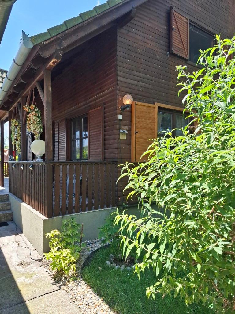 20260616_143015 (Közepes)