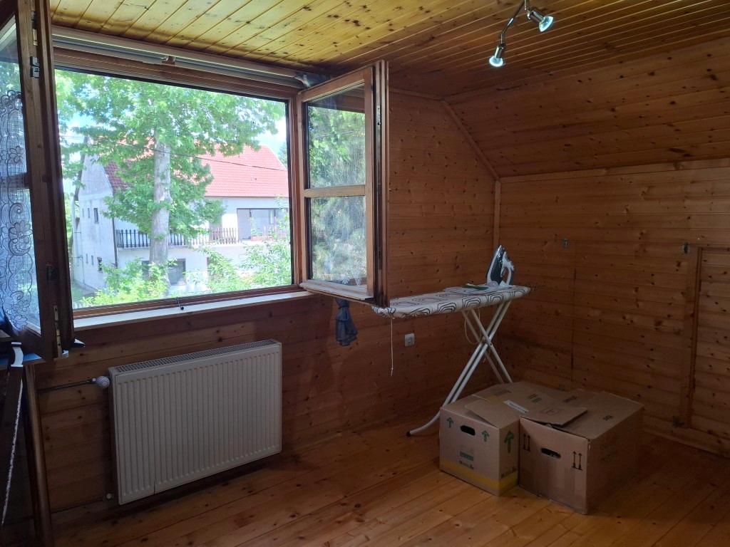 20260616_144242 (Közepes)