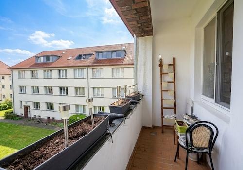 Loggia Tag