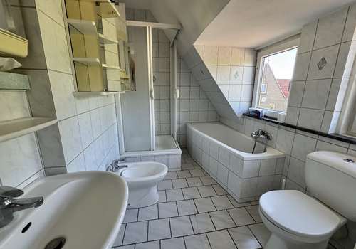 Vollbad Dachgeschoss