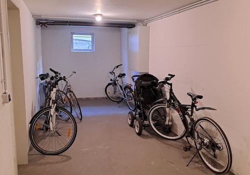 Abstellfläche für Räder