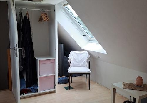 Schlafzimmer 2