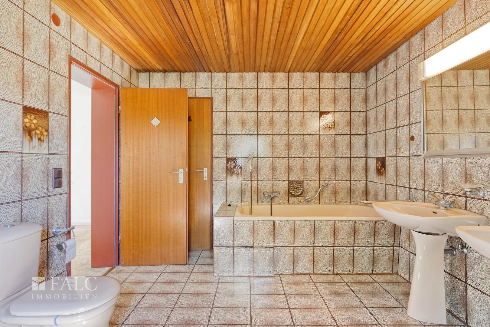 Badezimmer-1. Obergeschoss