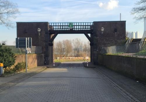 Rheintor Richtung Fähre