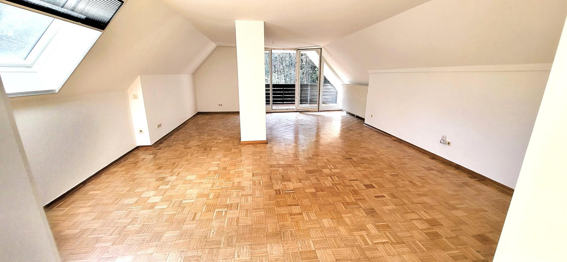 Wohnzimmer mit Loggia