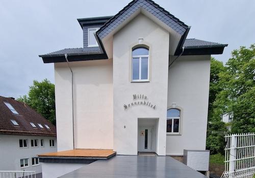 Eingang (noch ohne Geländer)