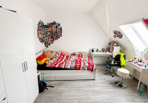 Schlafzimmer 2