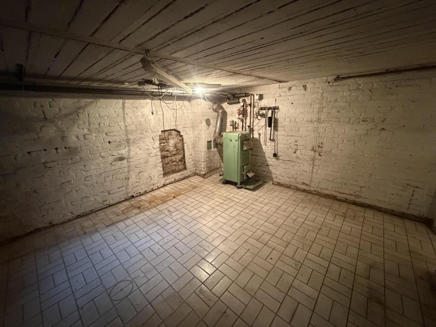 Keller mit Holzheizung