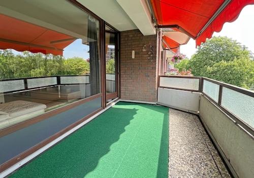 viel Platz auf dem Süd-Balkon