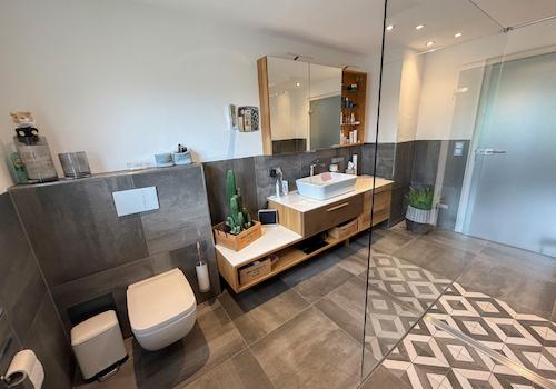 Badezimmer EG