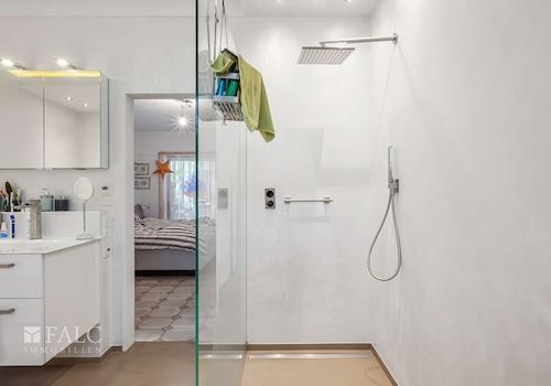Badezimmer EG