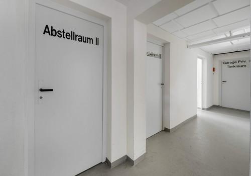 Keller
