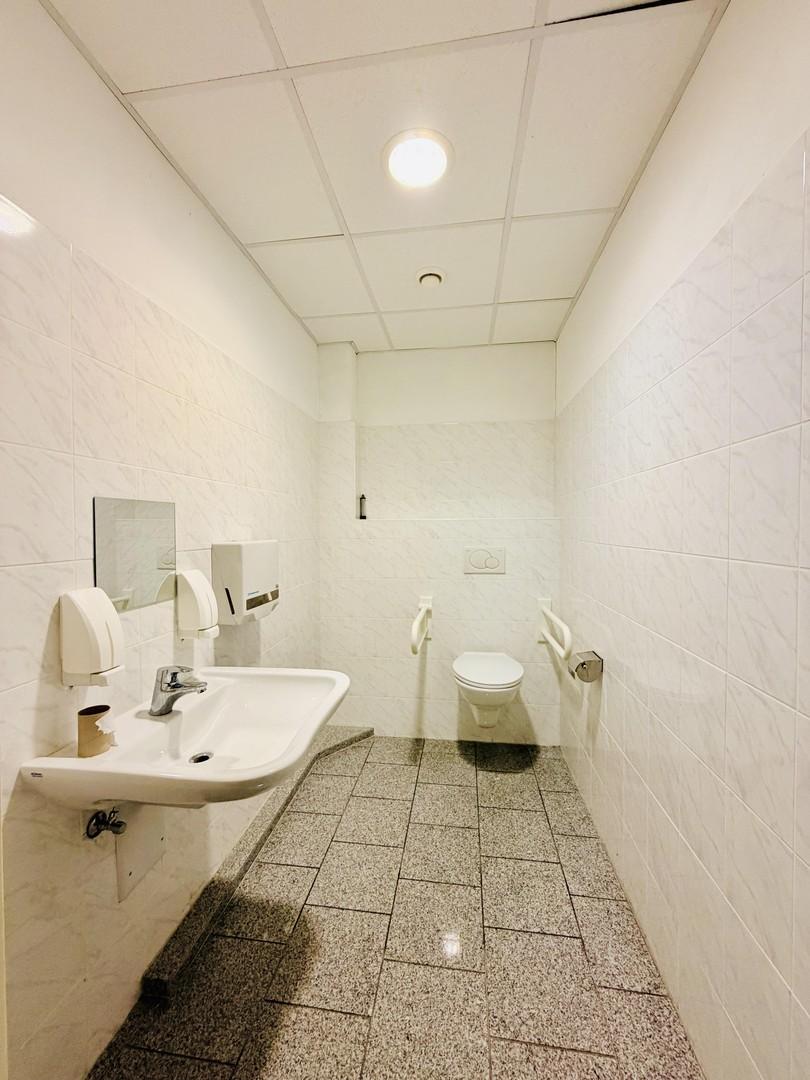 Behinderte WC