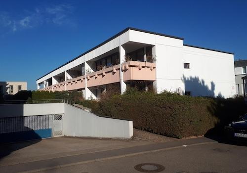 EINFAHRT TIEFGARAGE
