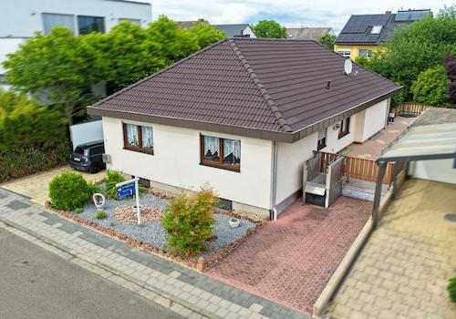 Bungalow Außenansicht