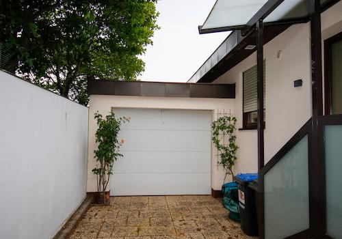Garage Frontansicht