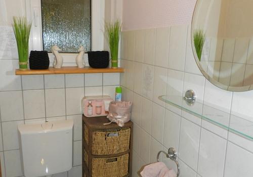 Gäste-WC EG