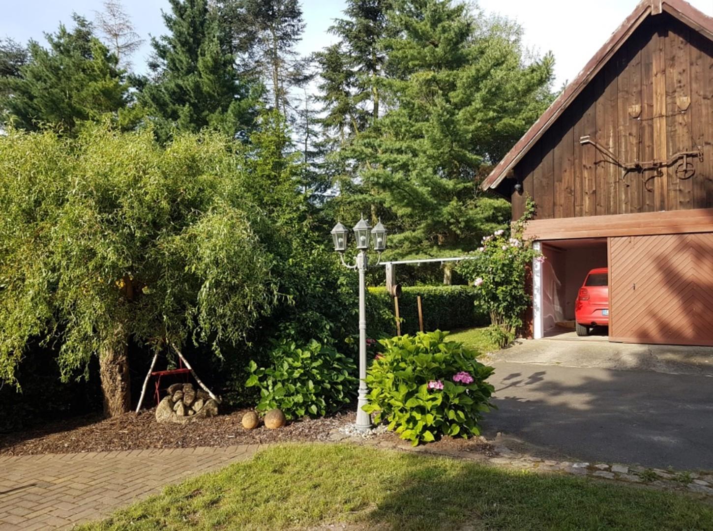 Nebengelass/Garage