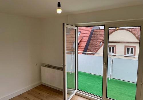 Wohnzimmer Blick Balkon