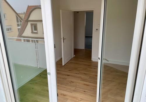 Blick ins Wohnzimmer