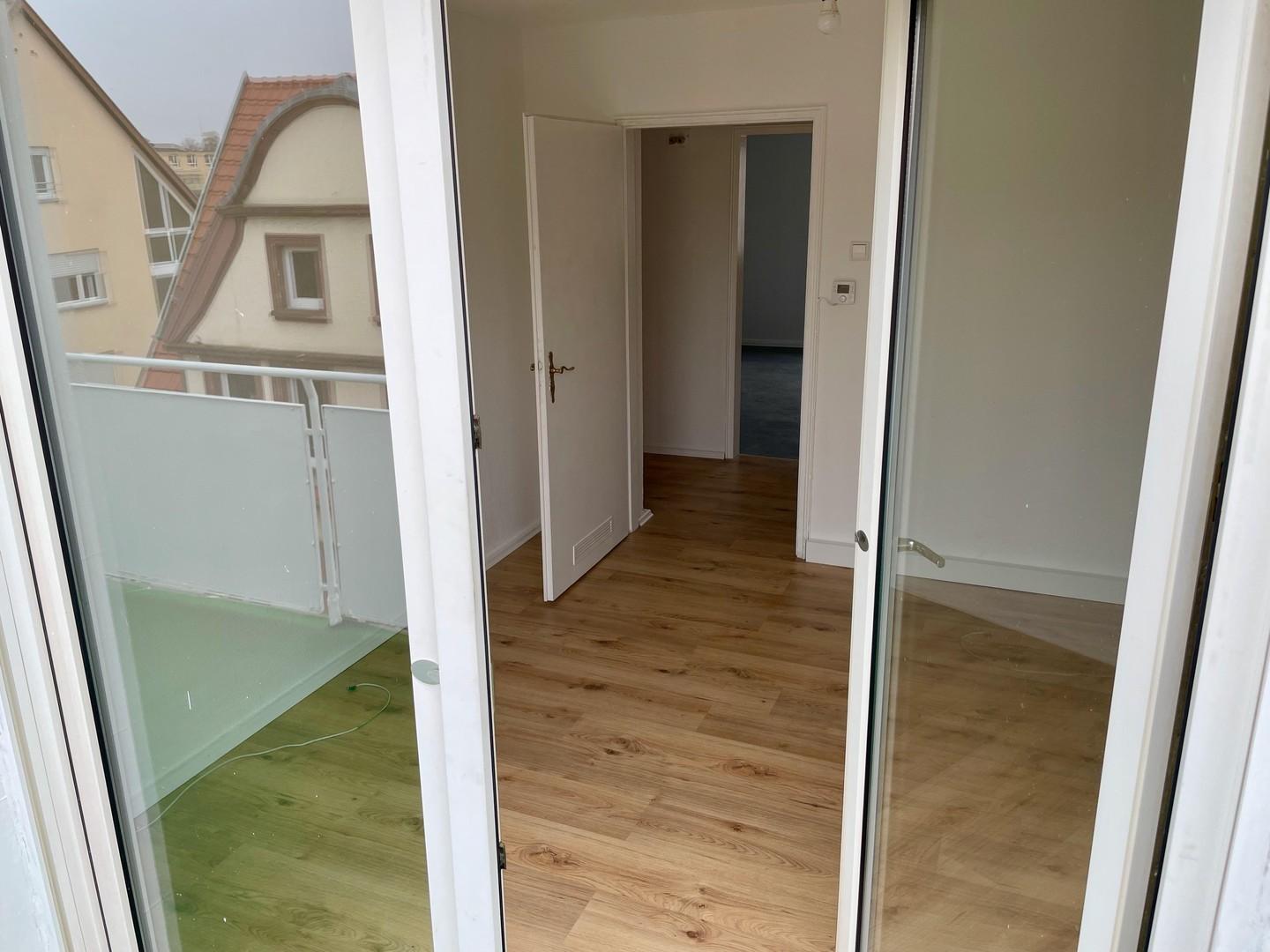Blick ins Wohnzimmer