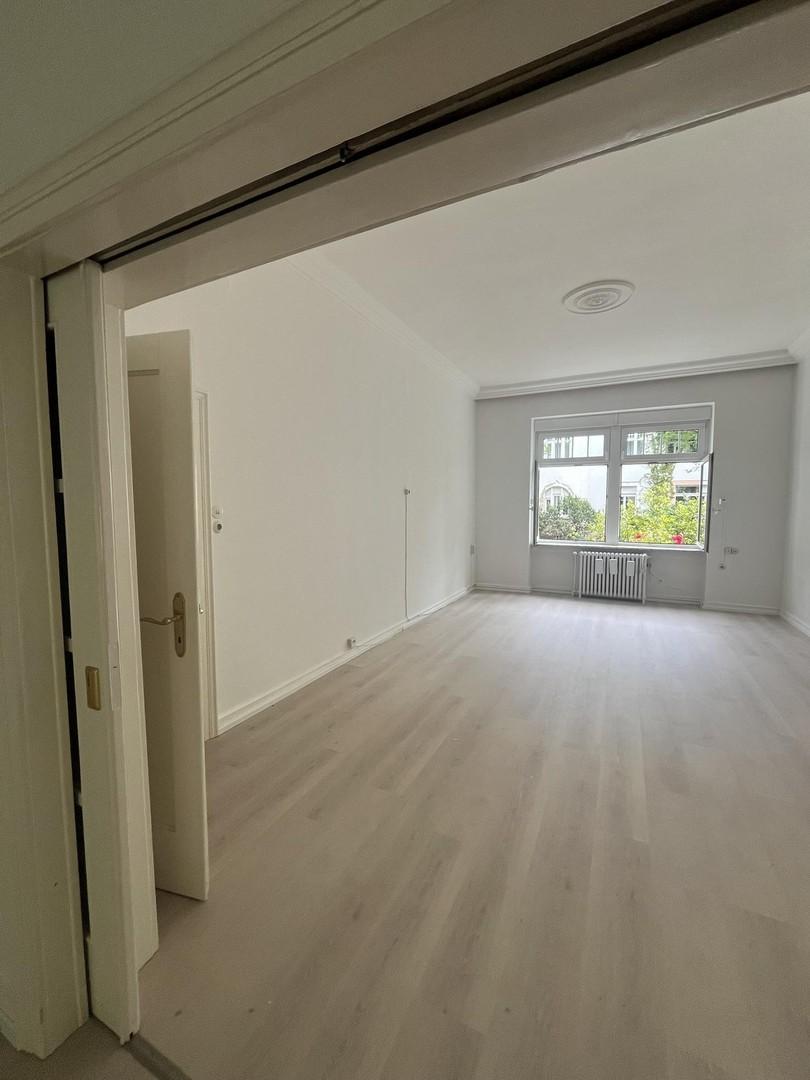 Wohnzimmer mit Schiebetür