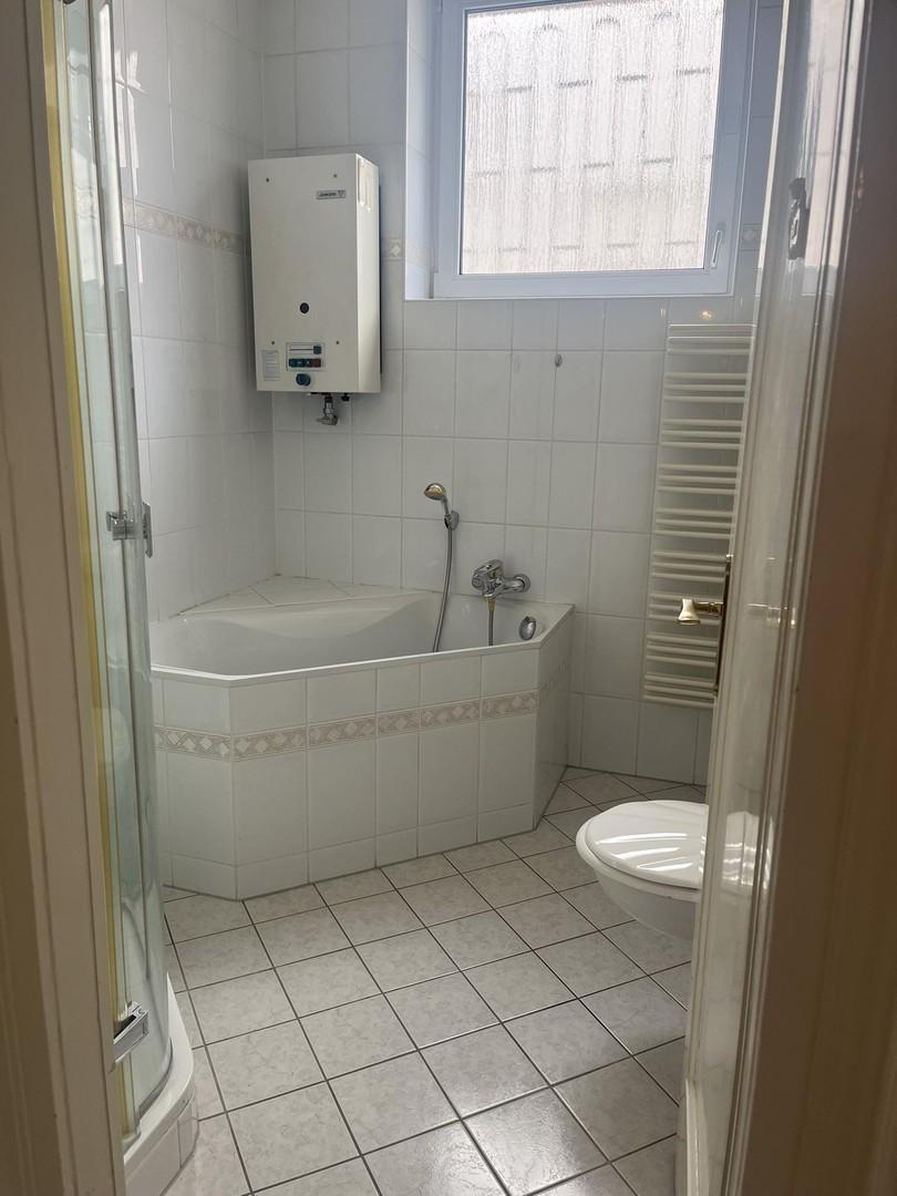 Badezimmer 1